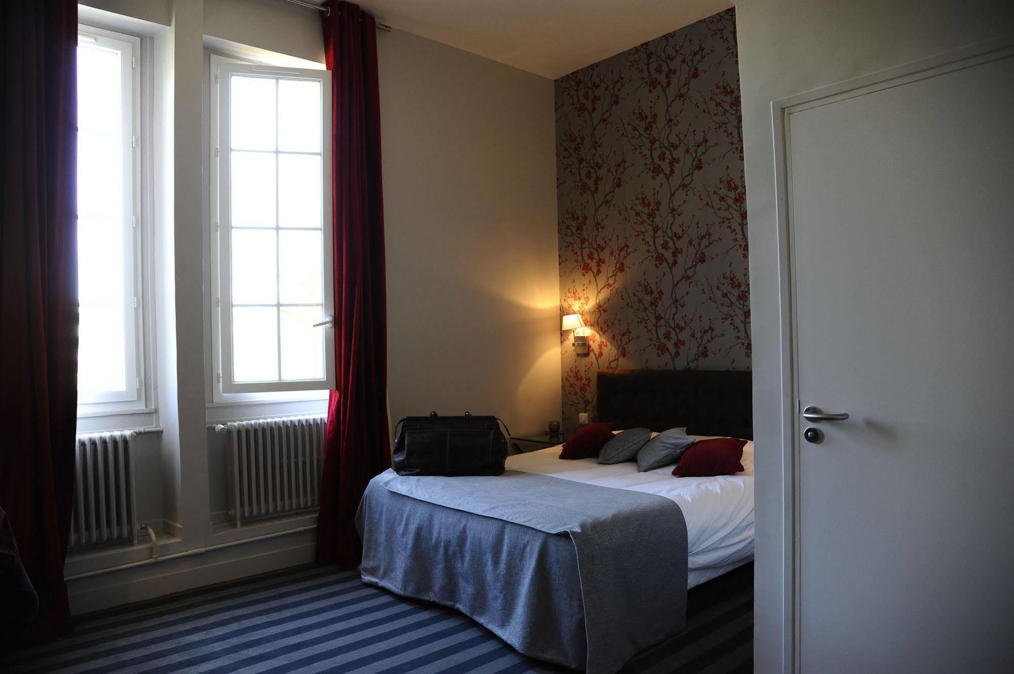 The Originals Boutique, Hotel Maison De L'Abbaye Антони Екстериор снимка